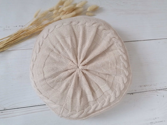 Boho Posing Kissen Strickmuster beige rund gefüllt