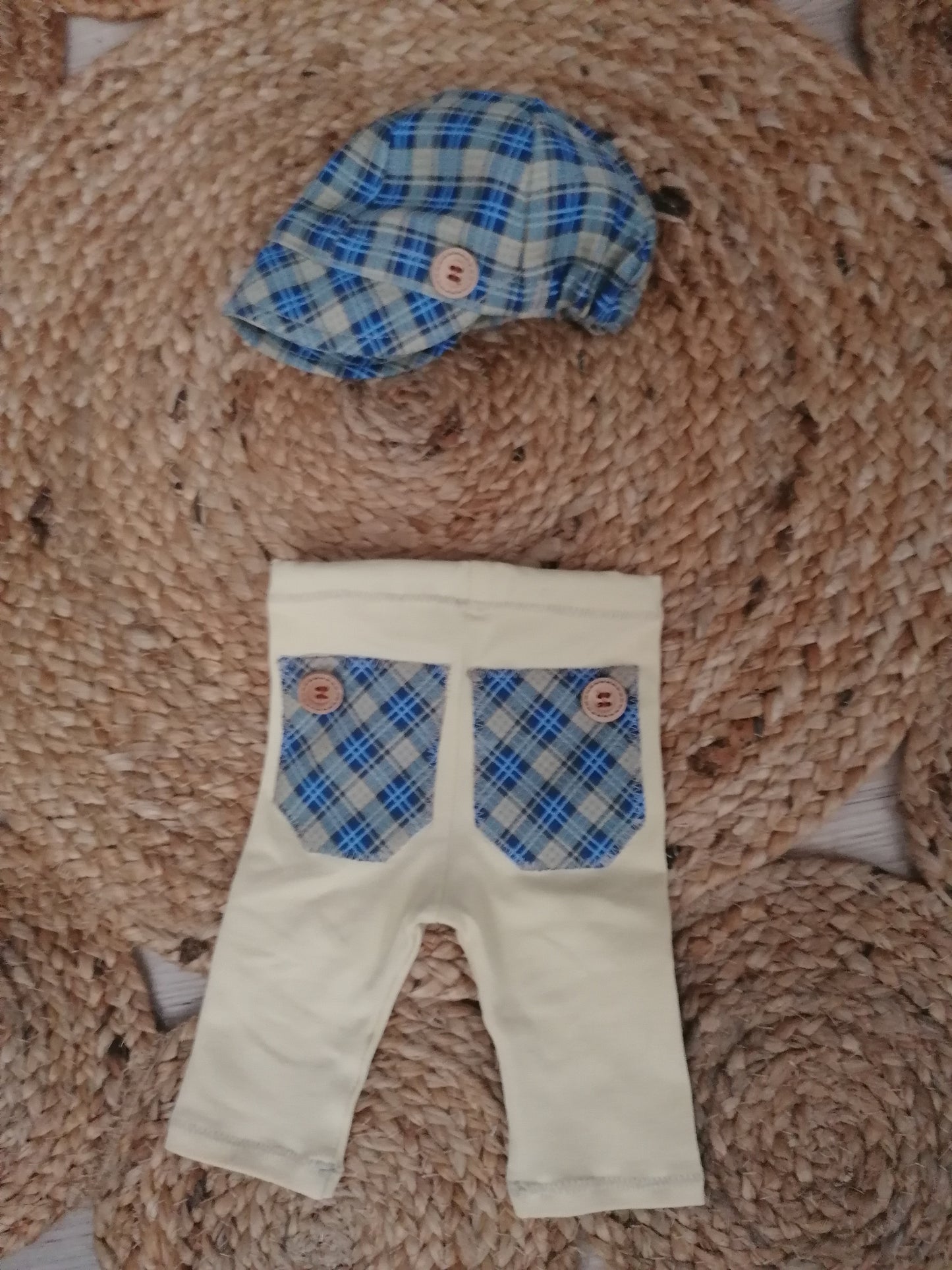 handmade Frühchen Newborn Outfit gelb Mütze und Hose HANDMADE