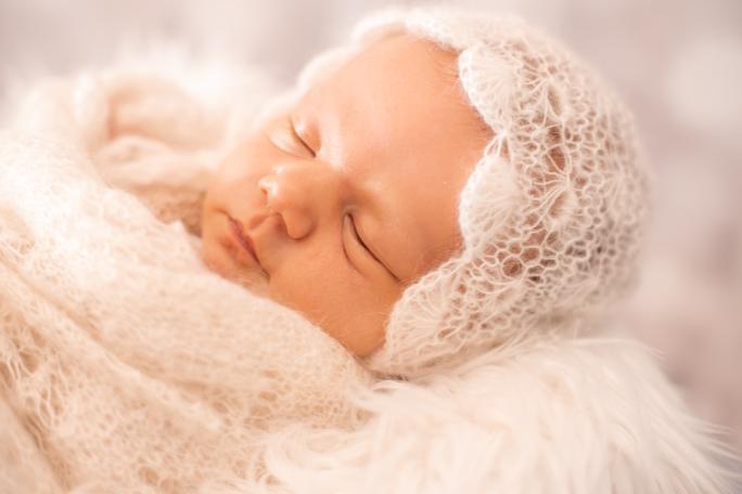 Mohair Mütze Haube Newborn Reborn mit Muster