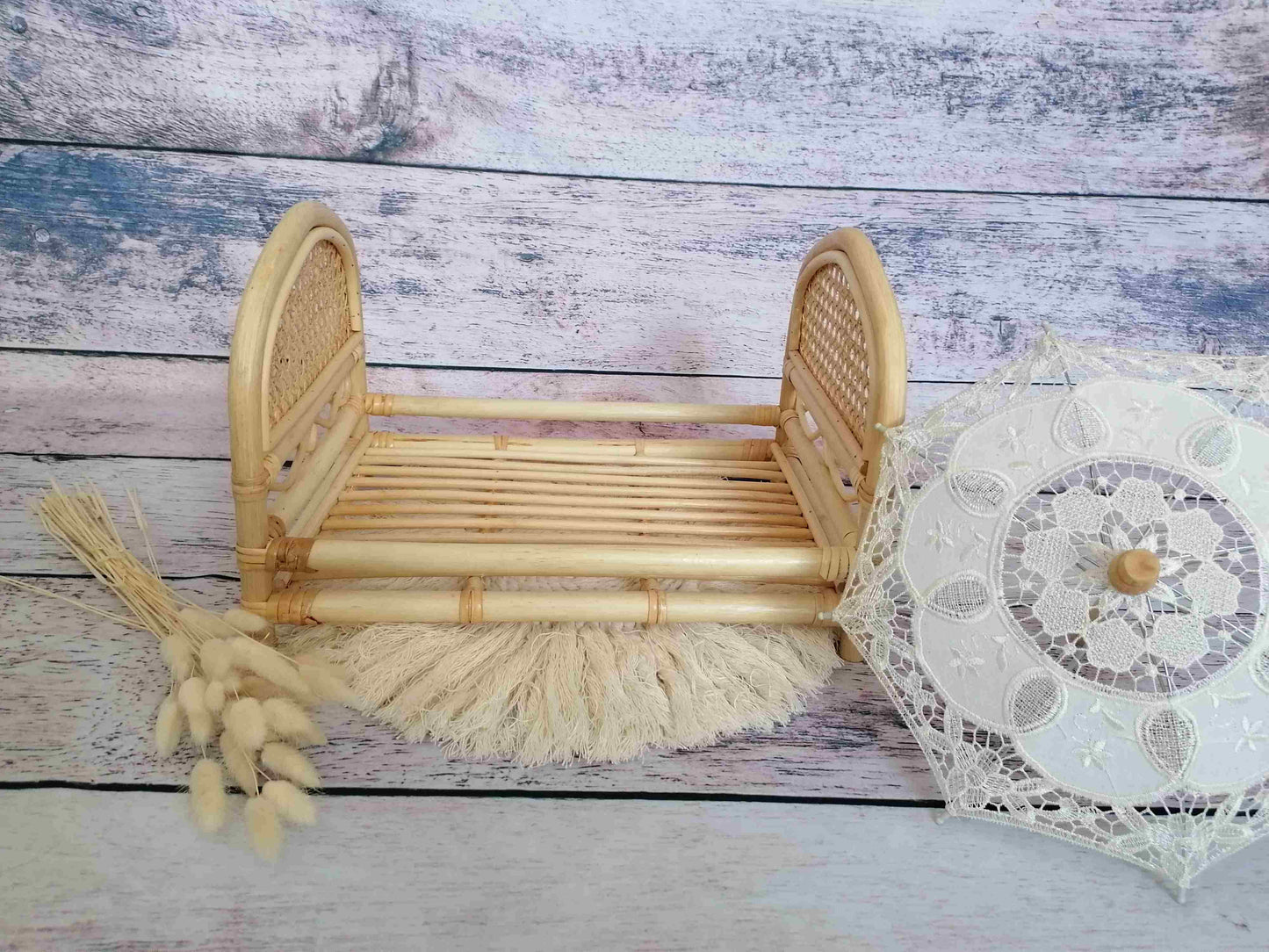 Rattan Bett Wiener Geflecht hell Modell 3 Newborn Reborn Rattanbett