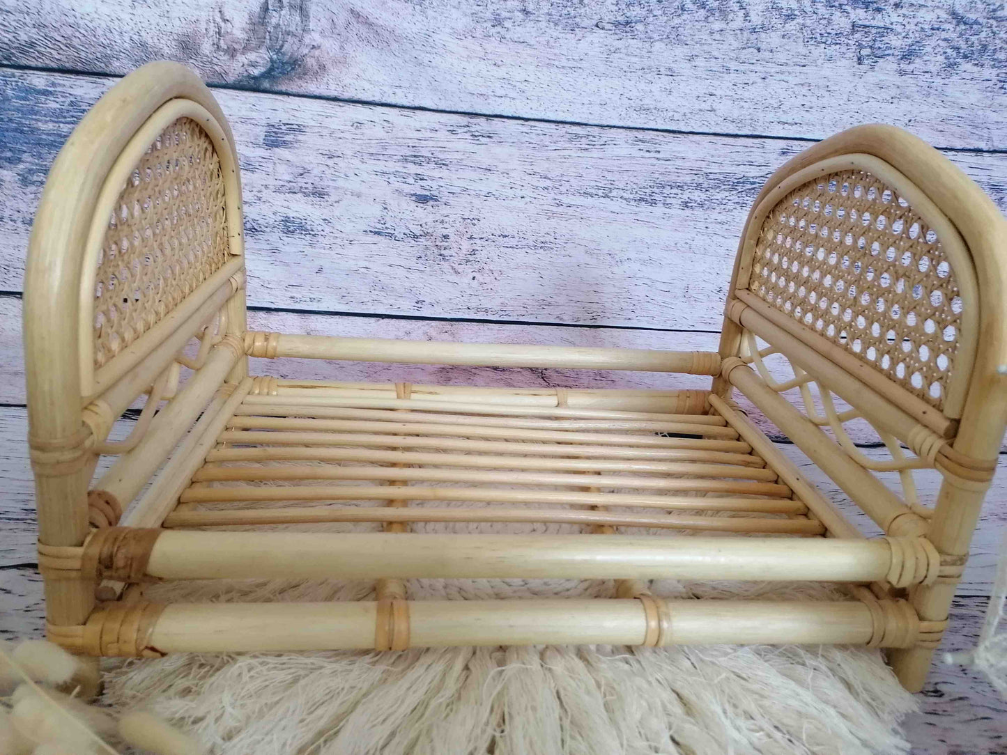 Rattan Bett Wiener Geflecht hell Modell 3 Newborn Reborn Rattanbett